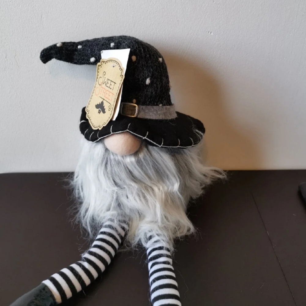 Halloween Gnome Decor